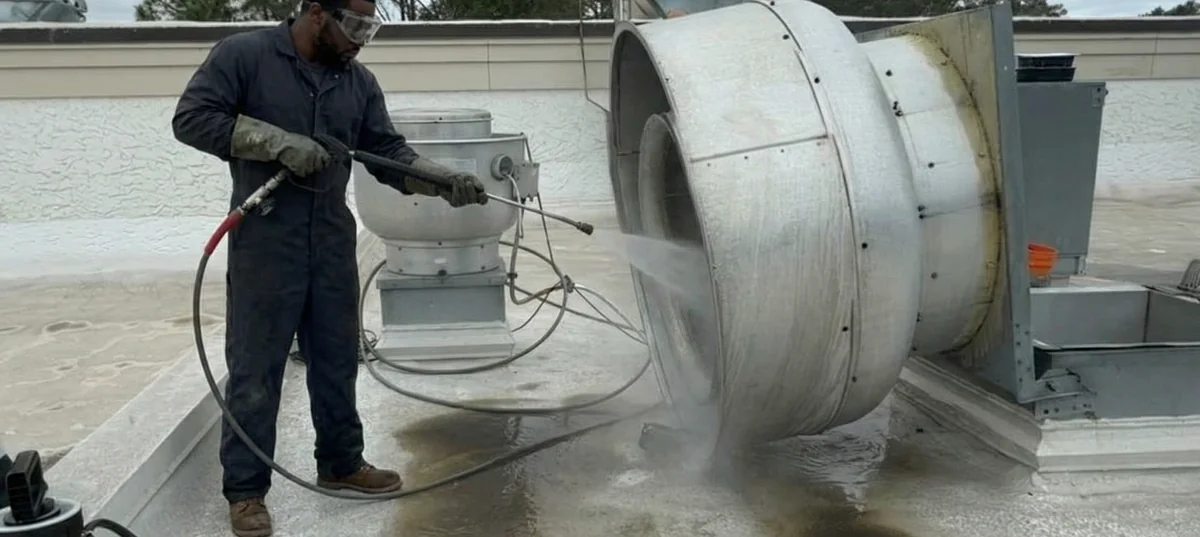 Dallas Hood Cleaning technician at work